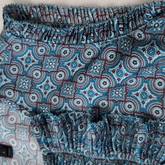 J. Crew geometric 100% Silk Margot Top Blouse size 6 Blue Brown - Picture 5 of 6